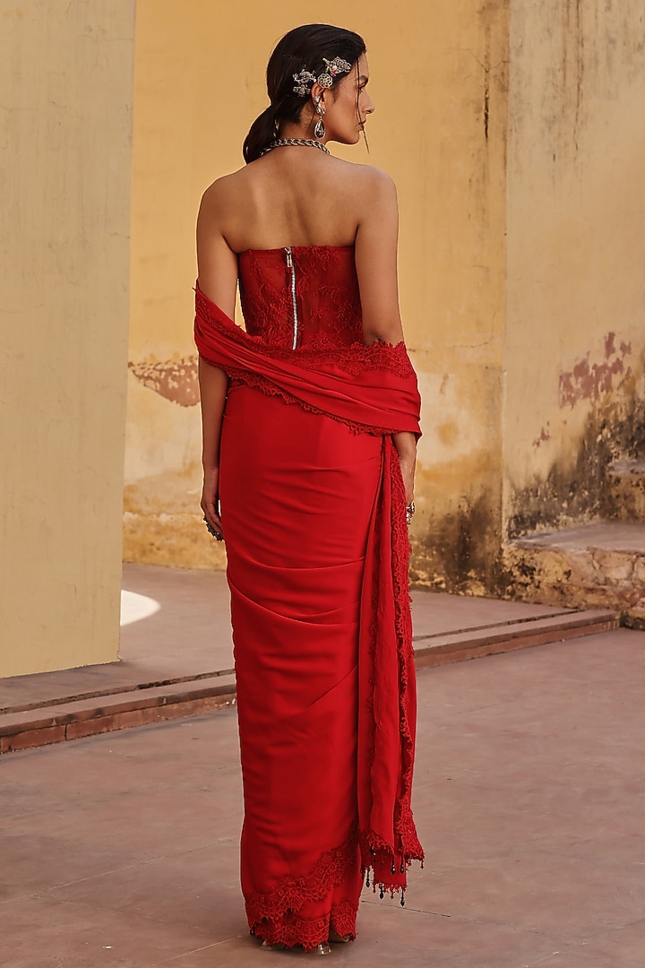 Red Cocktail Satin Draped Wedding Saree Set by Label Moni K at Pernia's Pop Up Shop