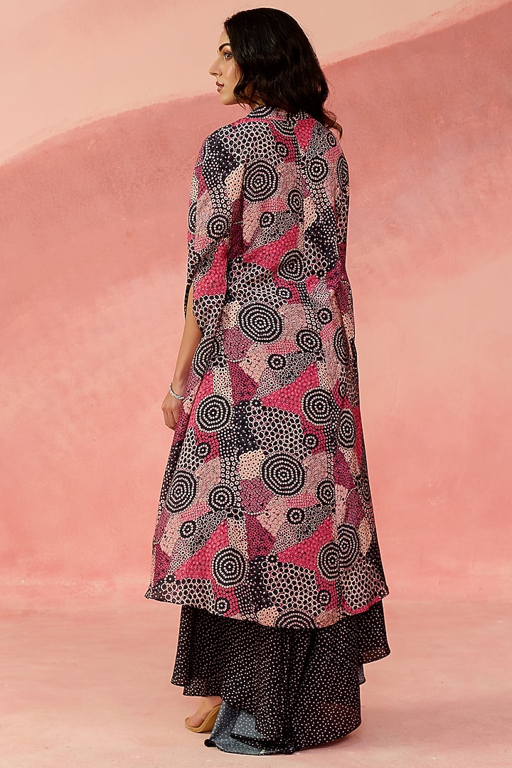 Black & Pink Crepe Abstract Printed Cape Set by Label Moni K at Pernia's Pop Up Shop