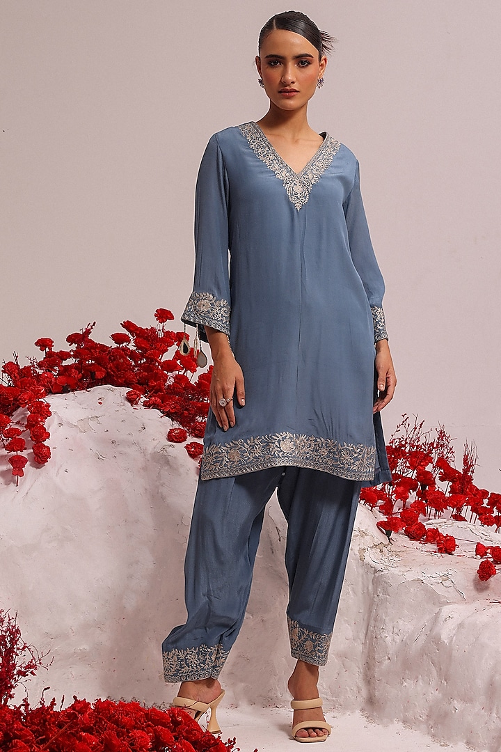 Powder Blue Crepe Aari Work Kurta Set by Label Moni K at Pernia's Pop Up Shop