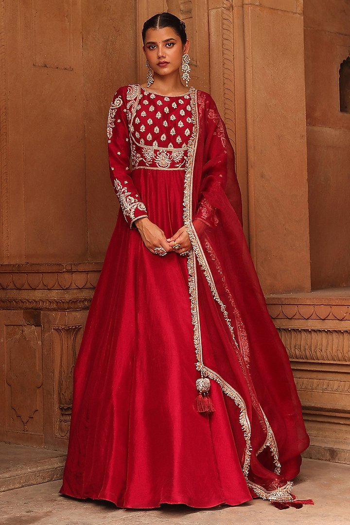 Maroon Silk Pearl & Zardosi Embroidered Anarkali Set by Label Moni K at Pernia's Pop Up Shop