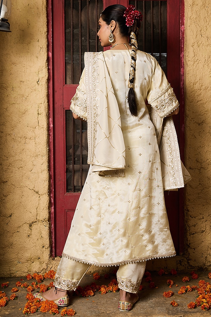 Gold Banarasi Silk Tissue Blend Embroidered Kurta Set by Monk & Mei at Pernia's Pop Up Shop