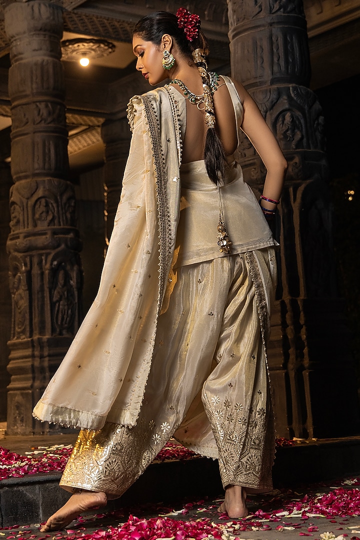 Gold Banarasi Silk Tissue Blend Embroidered Kurta Set by Monk & Mei at Pernia's Pop Up Shop