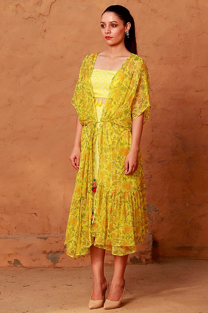 Yellow Georgette Cape Set by Monk & Mei at Pernia's Pop Up Shop