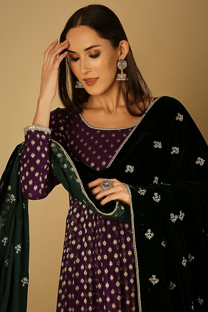 Emerald Green Velvet Embroidered Stole by Monk & Mei at Pernia's Pop Up Shop