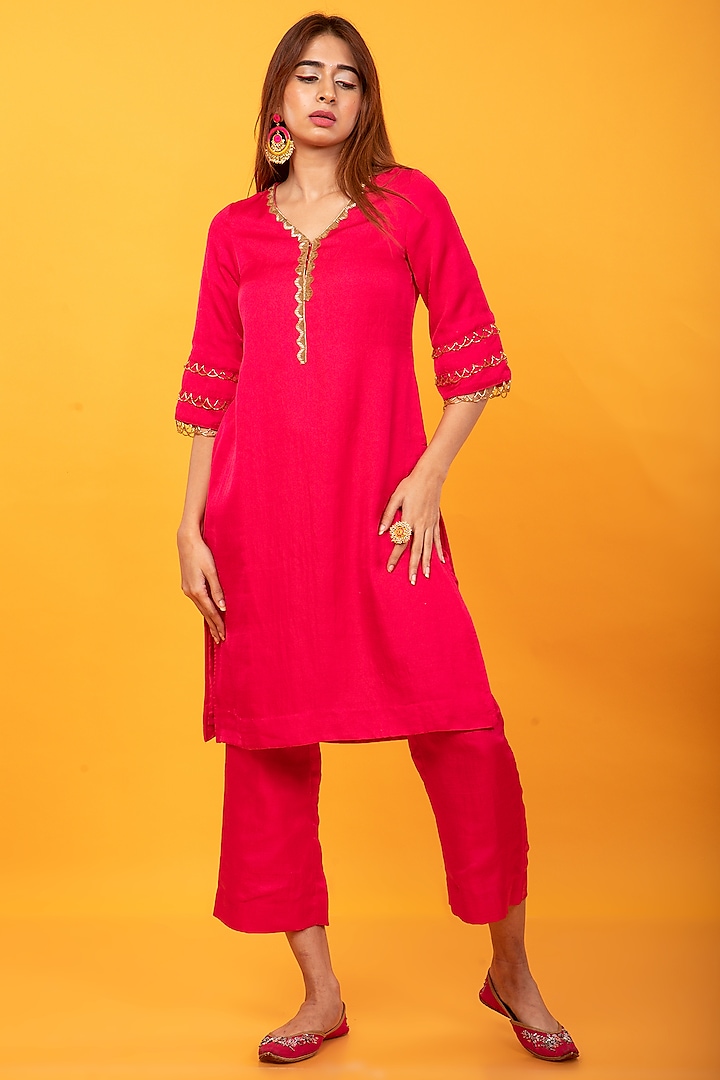 Pink Silk Blend Embroidered Lahori Kurta Set by Monk & Mei at Pernia's Pop Up Shop