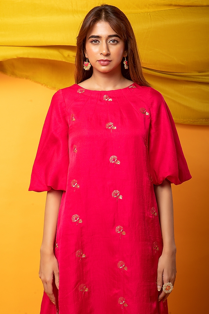 Pink Silk Blend Embroidered Kurta Set by Monk & Mei at Pernia's Pop Up Shop