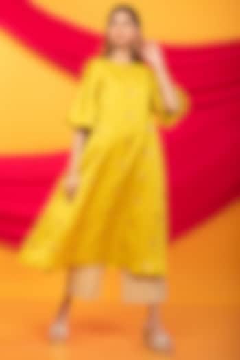 Canary Yellow Silk Blend Embroidered Kurta Set by Monk & Mei at Pernia's Pop Up Shop