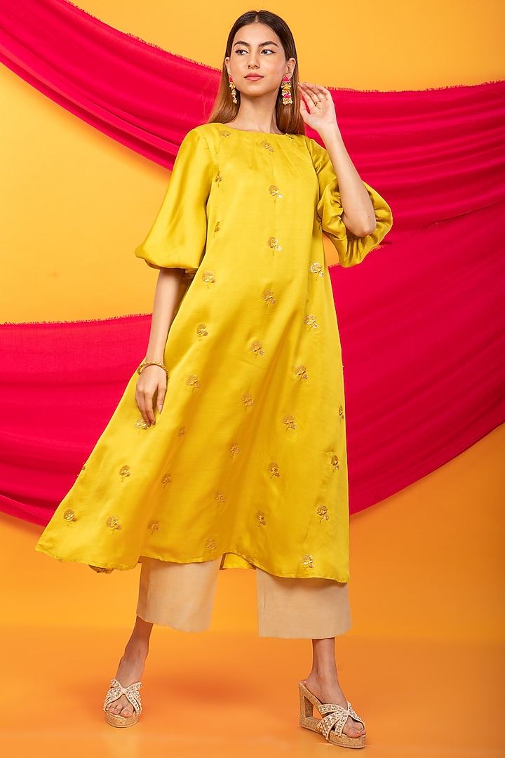 Canary Yellow Silk Blend Embroidered Kurta Set by Monk & Mei at Pernia's Pop Up Shop