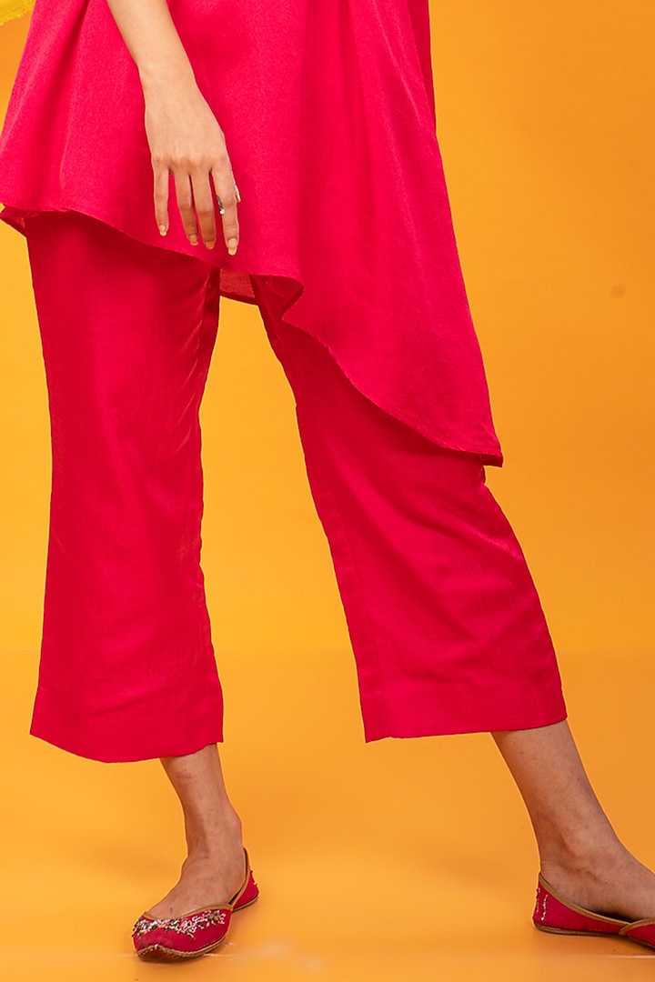 Pink Silk Blend Asymmetrical Kurta Set by Monk & Mei at Pernia's Pop Up Shop
