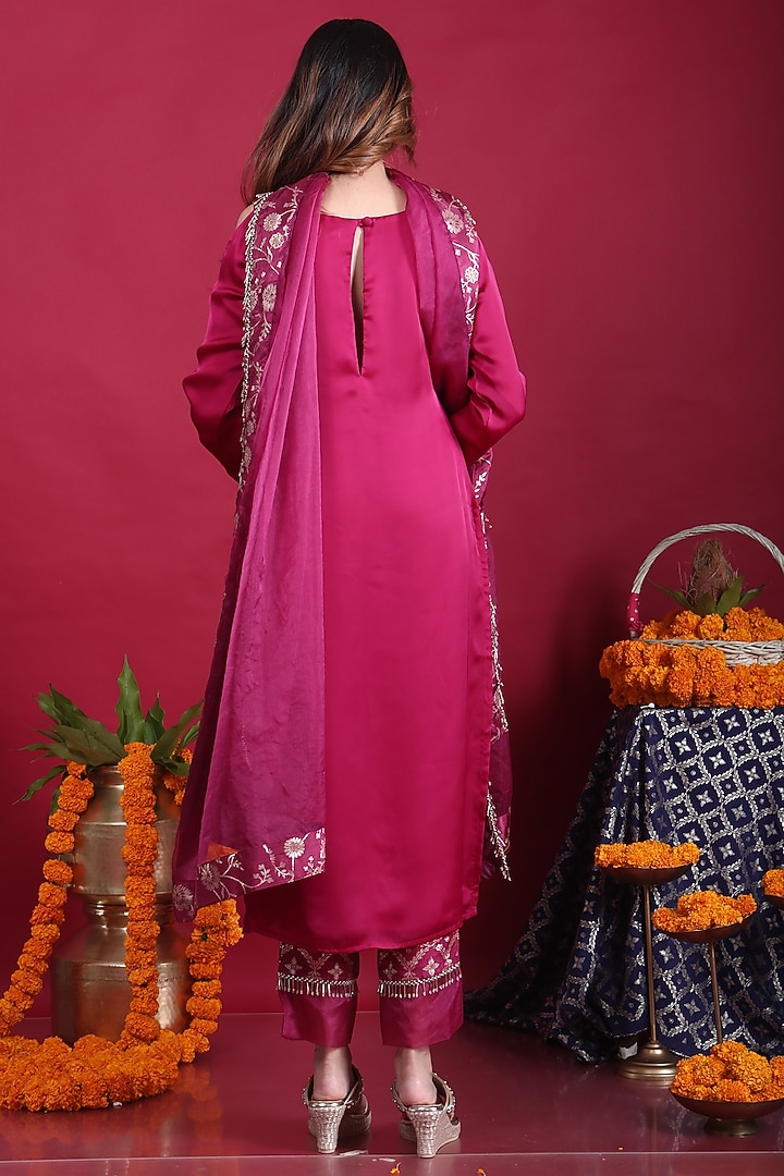 Plum Purple Silk Satin Cold-Shoulder Kurta Set by Monk & Mei at Pernia's Pop Up Shop