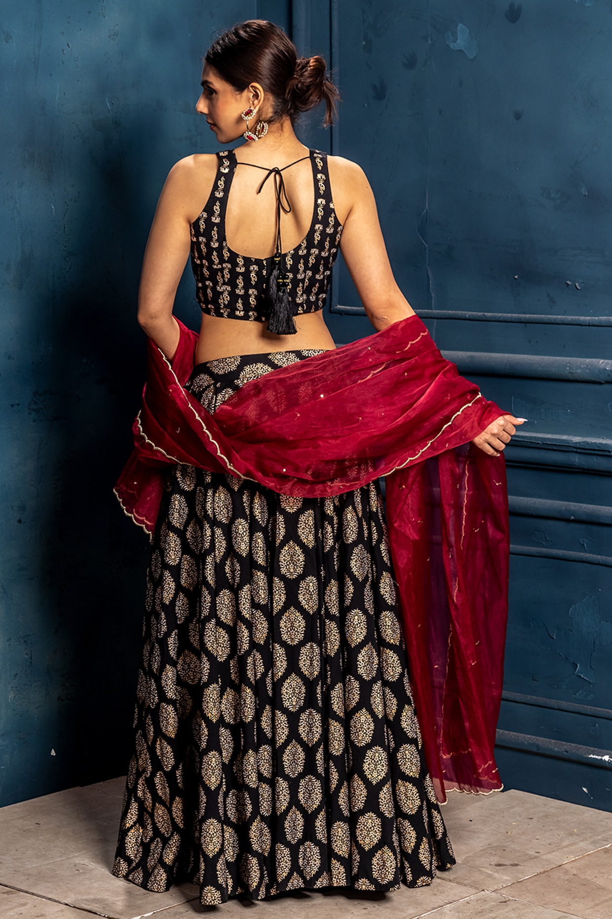 Buy Women's Black Lehenga Choli Set - Label Shaurya Sandhya Online at Best  Price | Trendia