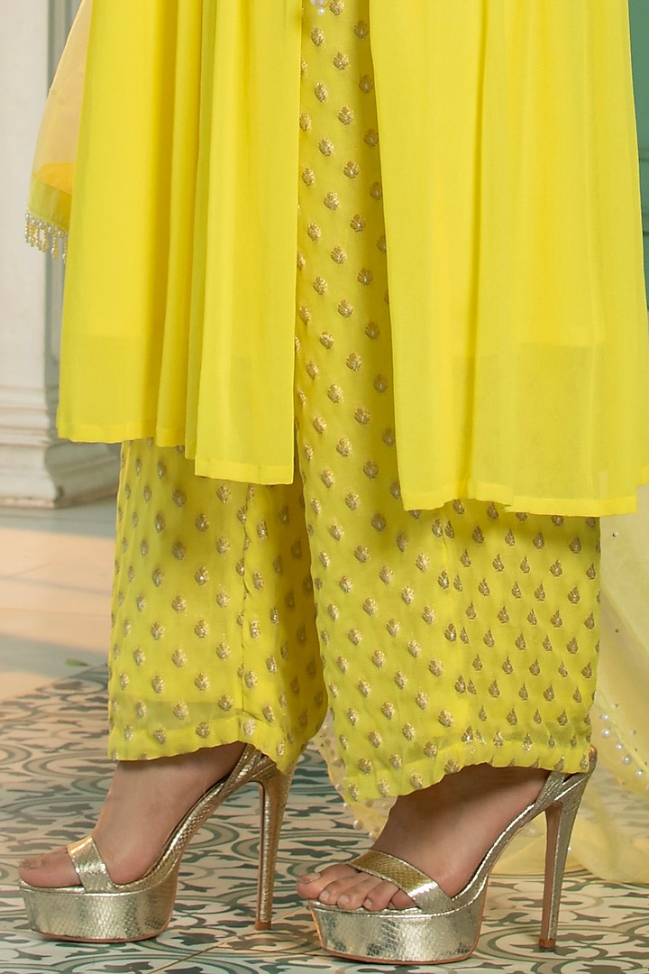 Yellow Georgette Embroidered Chikankari Kurta Set by Monk & Mei at Pernia's Pop Up Shop