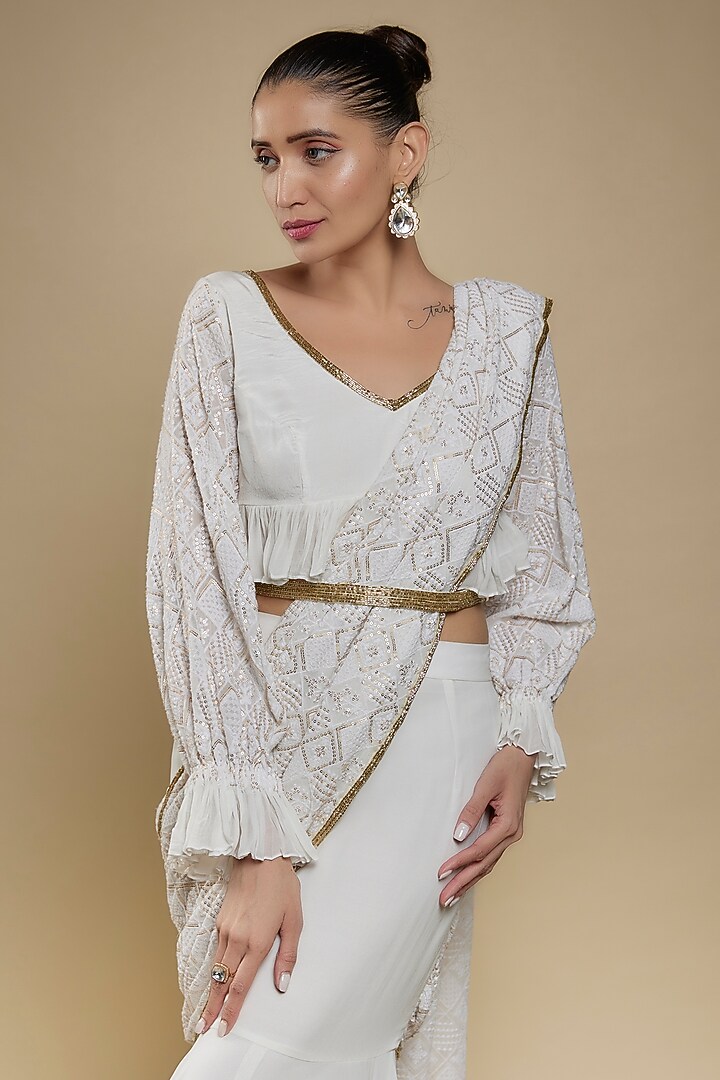 White Chikankari Pre-Draped Wedding Saree Set by Monk & Mei at Pernia's Pop Up Shop
