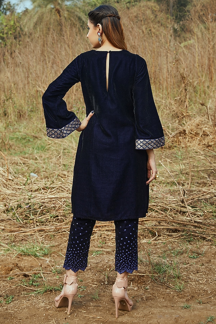 Deep Midnight Blue Embroidered Kurta Set by Monk & Mei at Pernia's Pop Up Shop