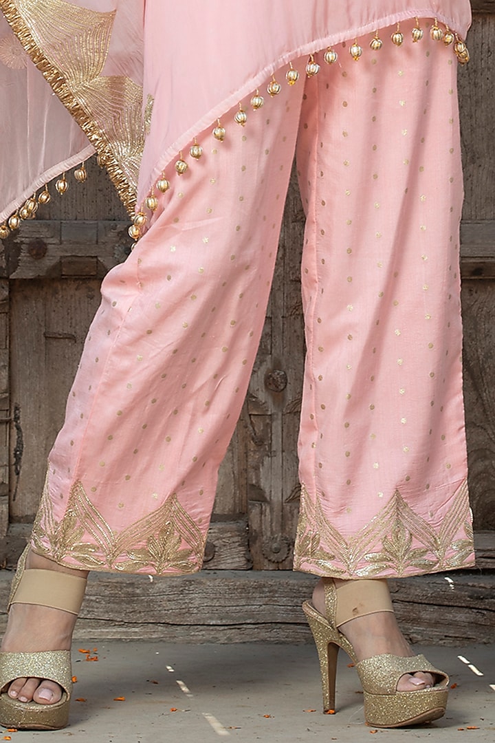 Salmon Pink Soft Organza Gota Embroidered Cape Set by Monk & Mei at Pernia's Pop Up Shop