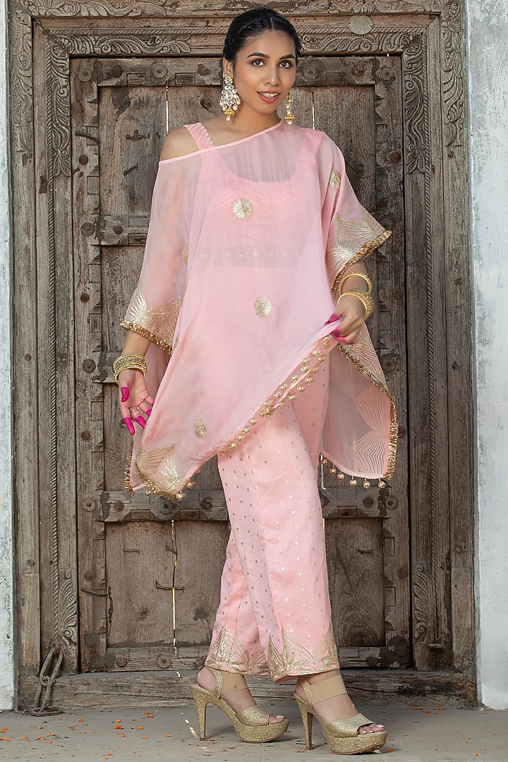 Salmon Pink Soft Organza Gota Embroidered Cape Set by Monk & Mei at Pernia's Pop Up Shop