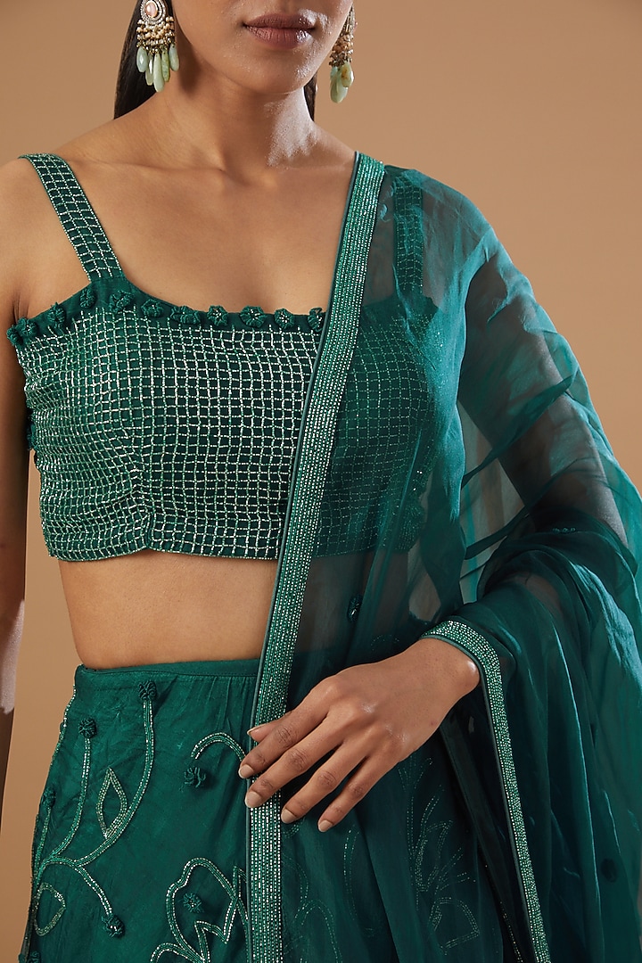 Green Pure Organza Embellished Wedding Lehenga Set by House Of Jamoti at Pernia's Pop Up Shop