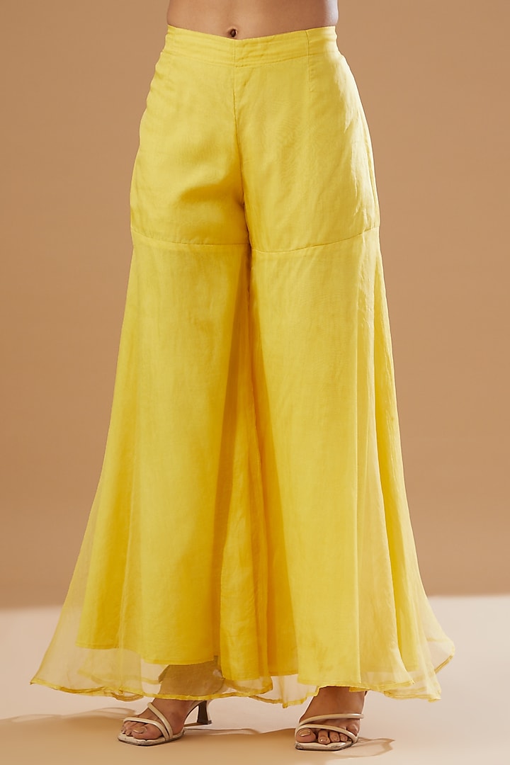 Yellow Pure Organza & Silk Co-Ord Set by House Of Jamoti at Pernia's Pop Up Shop
