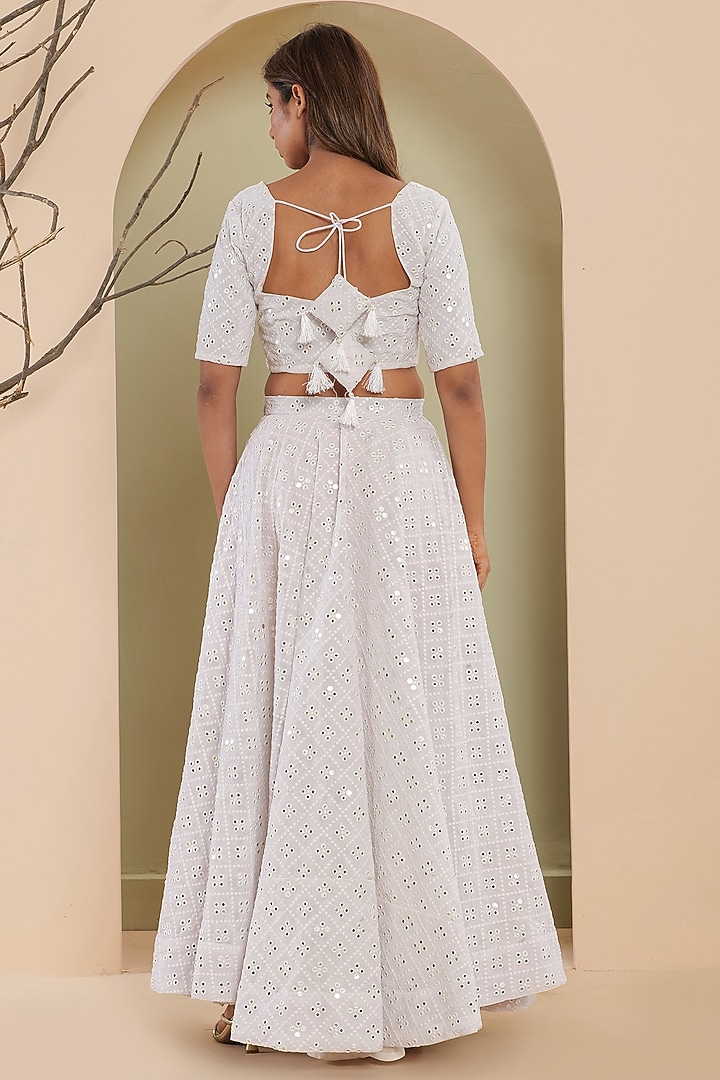White Georgette Mirror Embroidered Lehenga Set by House Of Jamoti at Pernia's Pop Up Shop