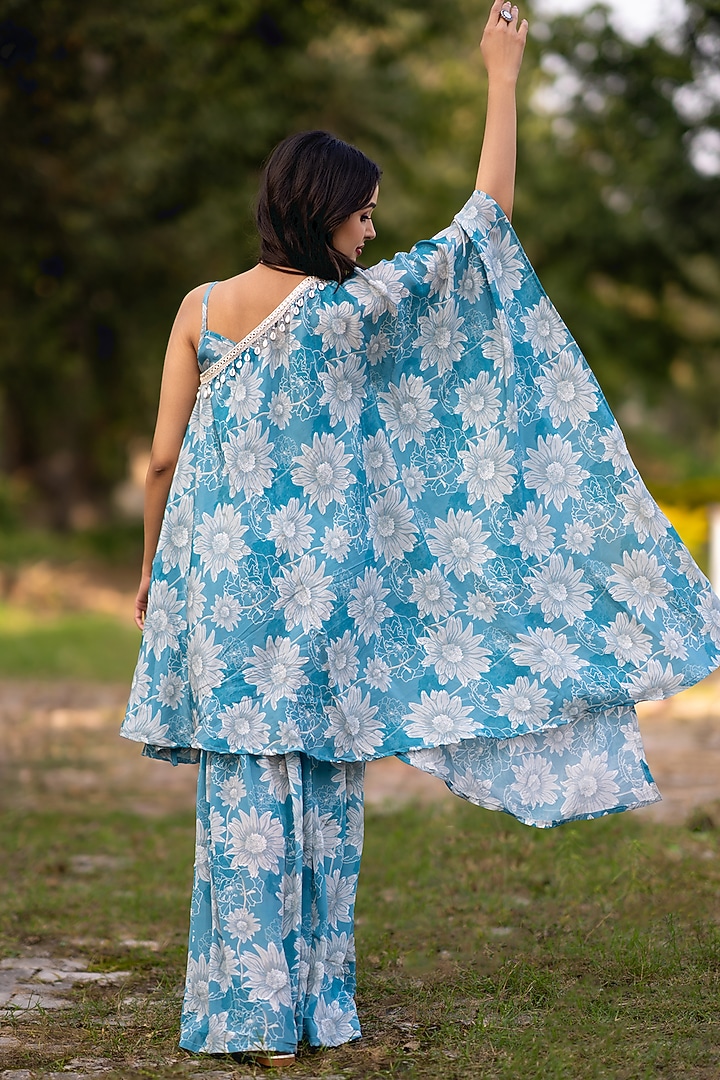 Blue Crepe Floral Printed Cape Set by House Of Jamoti at Pernia's Pop Up Shop