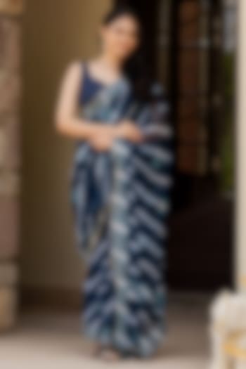 Navy Blue Silk Tie-Dyed & Embellished Festive Saree Set by House Of Jamoti at Pernia's Pop Up Shop