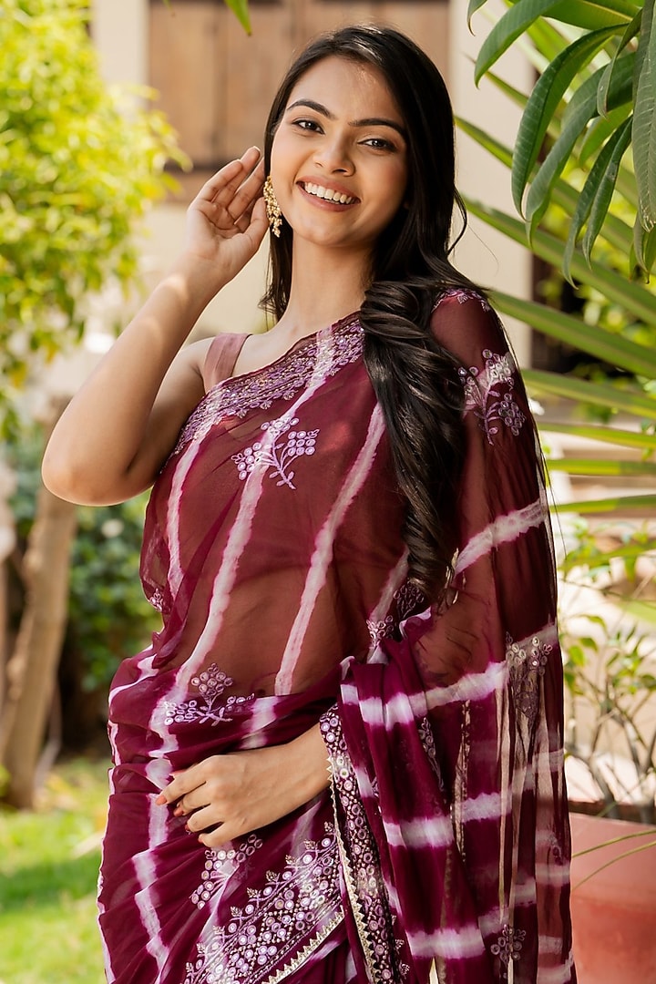 Maroon Silk Tie-Dyed & Embellished Festive Saree Set by House Of Jamoti at Pernia's Pop Up Shop