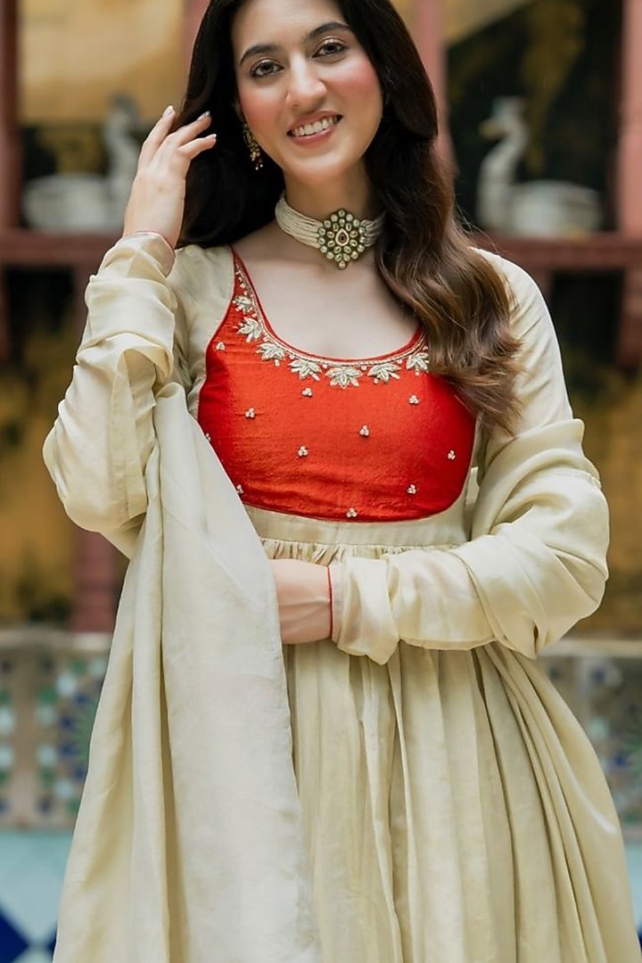 Ivory Tissue Embroidered Anarkali Set by House Of Jamoti at Pernia's Pop Up Shop
