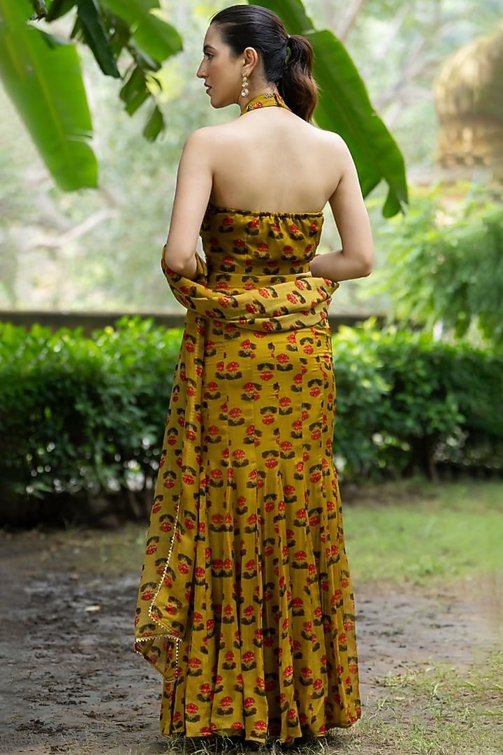 Dark Mustard Organza Lehenga Set by House Of Jamoti at Pernia's Pop Up Shop