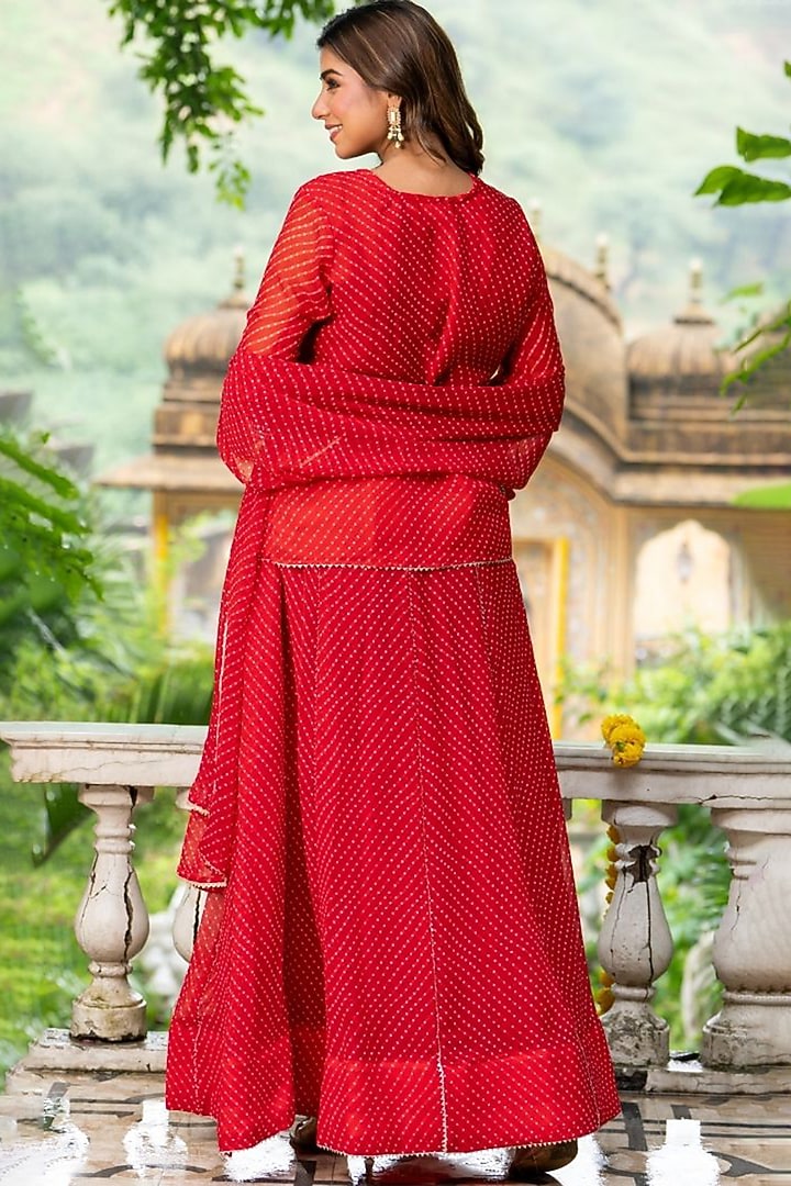Red Georgette Bandhani Lehenga Set by House Of Jamoti at Pernia's Pop Up Shop