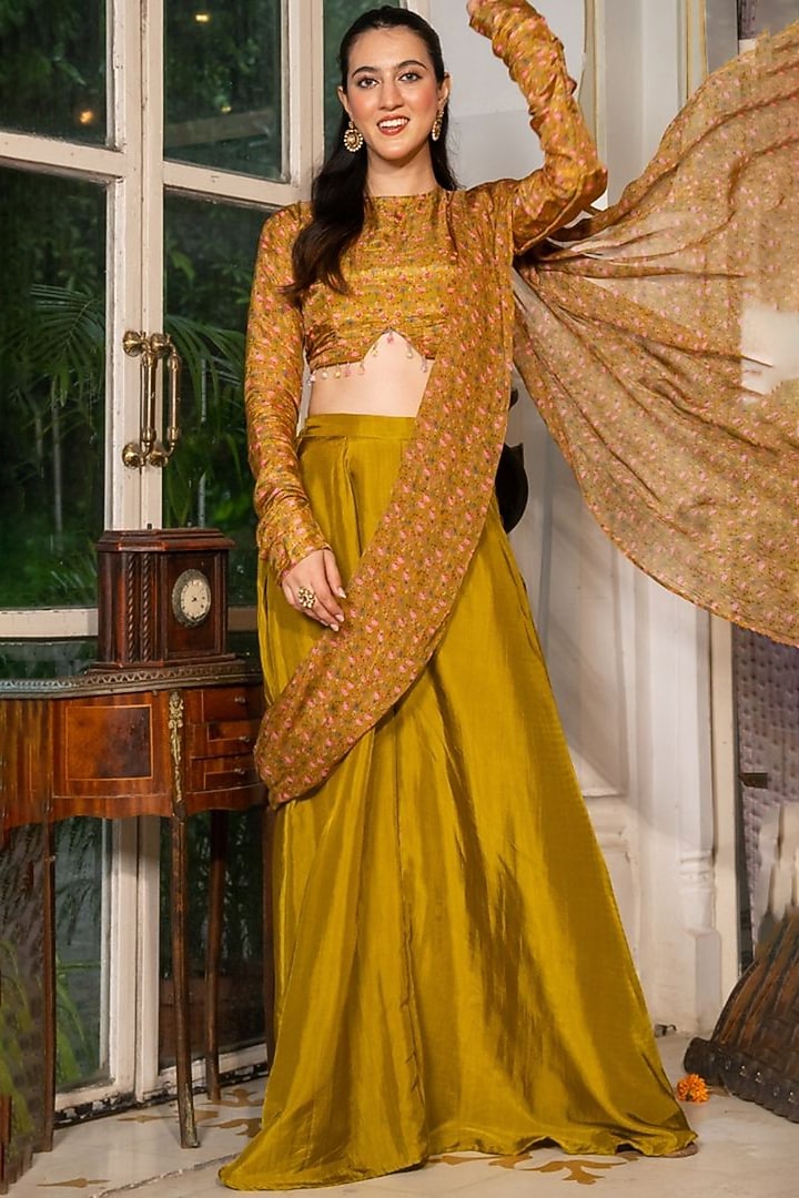 Green Upada Silk & Organza Pre-Draped Festive Saree Set by House Of Jamoti at Pernia's Pop Up Shop