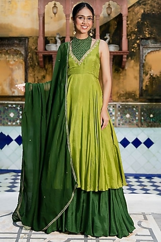 Green Upada Silk & Organza Embellished Kurta Set by House Of Jamoti