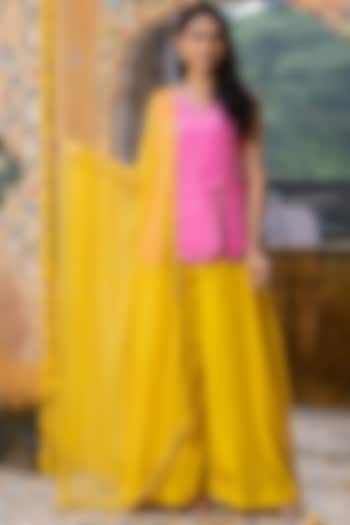 Pink Upada Silk Handwork Kurta Set by House Of Jamoti at Pernia's Pop Up Shop