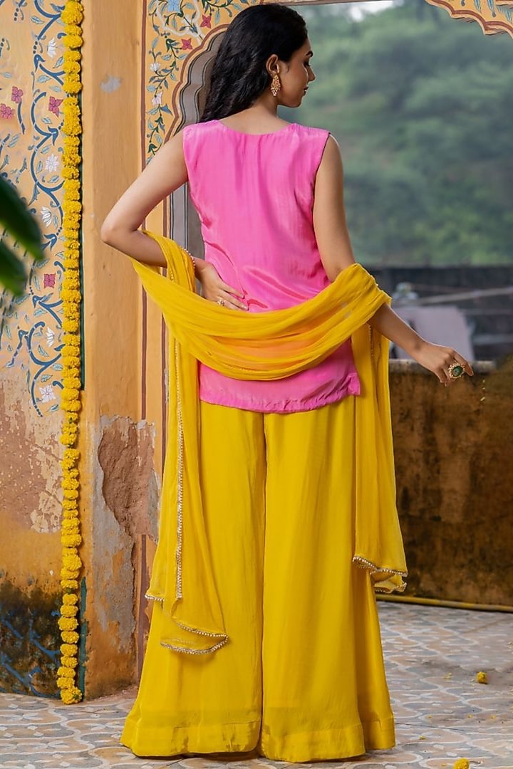 Pink Upada Silk Handwork Kurta Set by House Of Jamoti at Pernia's Pop Up Shop