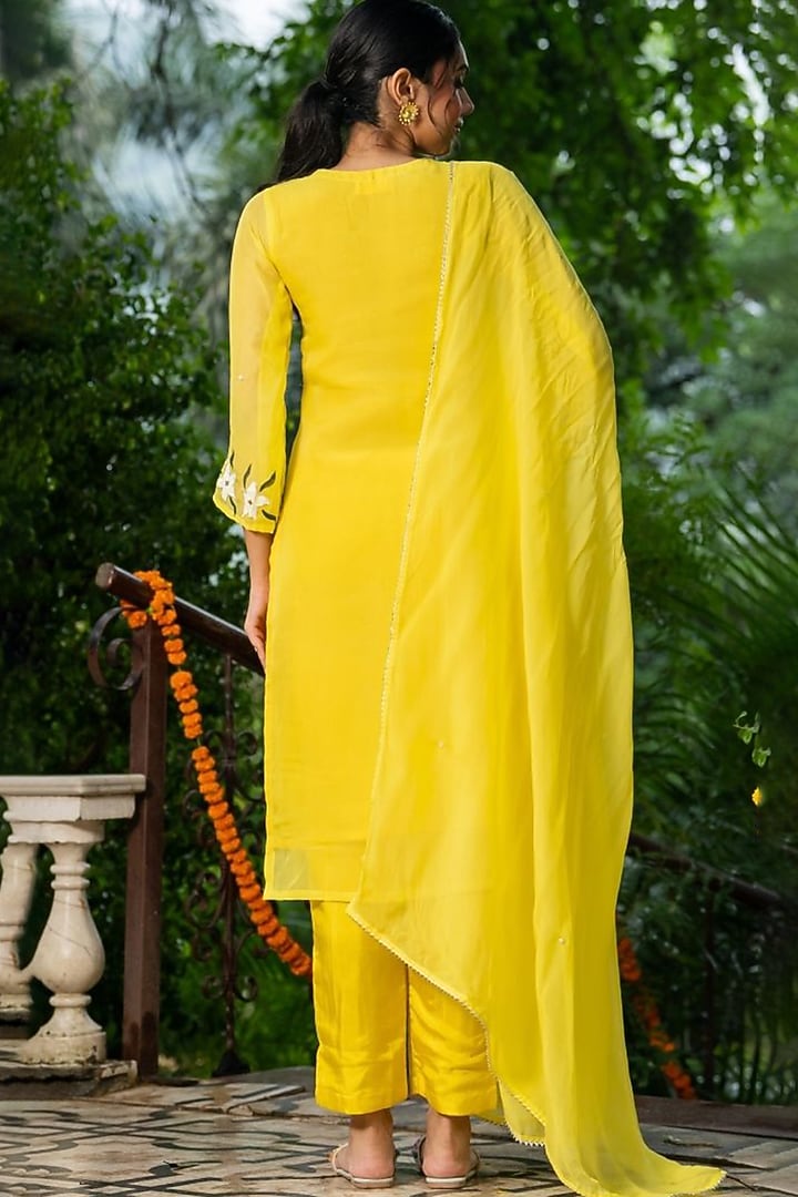 Vibrant Yellow Organza Handpainted & Handwork Kurta Set by House Of Jamoti at Pernia's Pop Up Shop