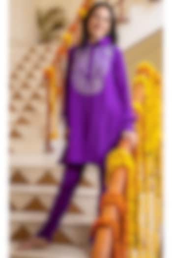 Purple Crepe Handwork Kurta Set by House Of Jamoti at Pernia's Pop Up Shop