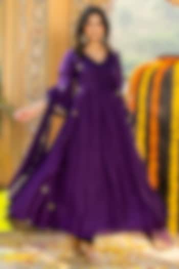 Deep Purple Upada Silk Embroidered Anarkali Set by House Of Jamoti at Pernia's Pop Up Shop