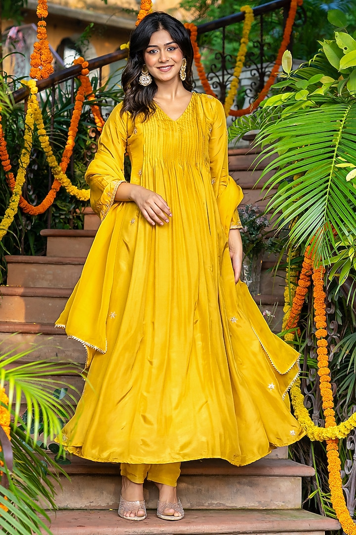 Mustard Upada Silk Embroidered Anarkali Set by House Of Jamoti at Pernia's Pop Up Shop