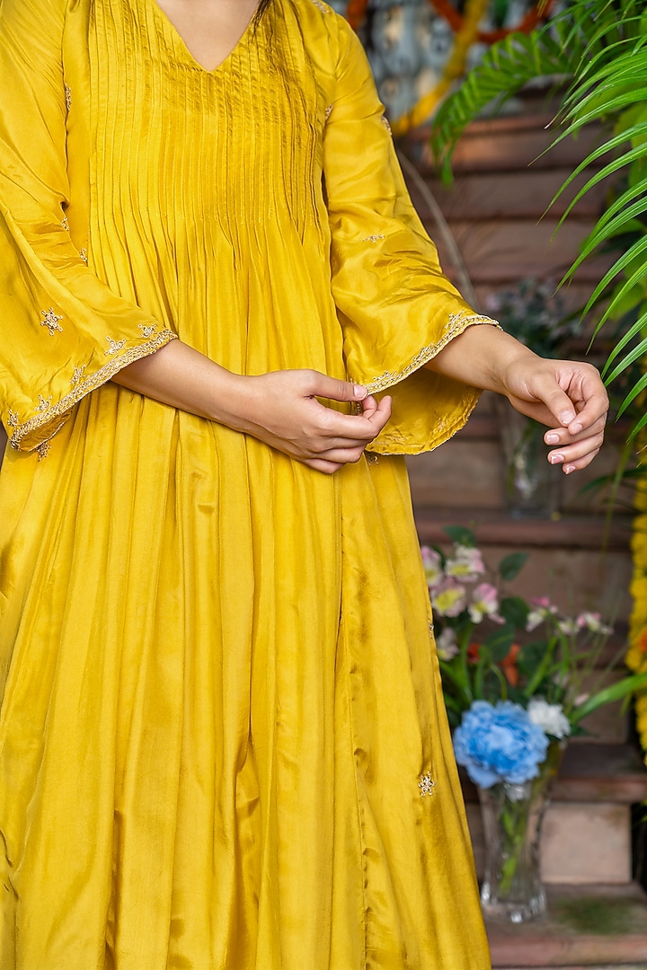Mustard Upada Silk Embroidered Anarkali Set by House Of Jamoti at Pernia's Pop Up Shop