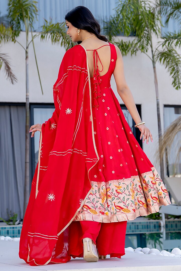 Red Silk Embroidered Anarkali Set by House Of Jamoti at Pernia's Pop Up Shop