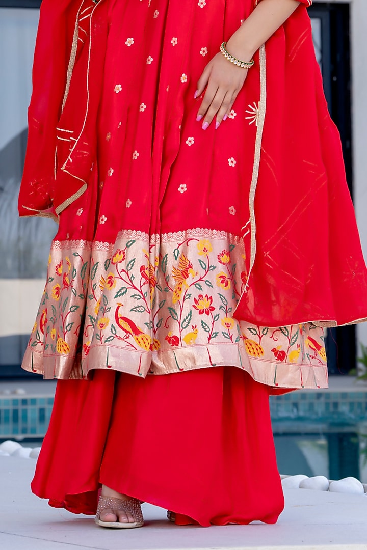 Red Silk Embroidered Anarkali Set by House Of Jamoti at Pernia's Pop Up Shop