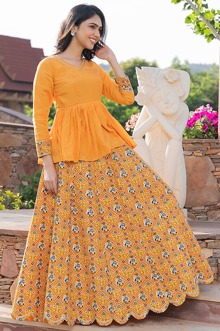 Yellow Cotton Bandhani Printed Skirt Set by House Of Jamoti