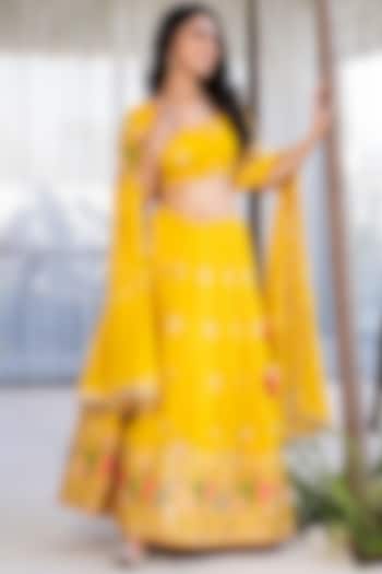 Yellow Tissue Zari & Floral Embroidered Lehenga Set by House Of Jamoti at Pernia's Pop Up Shop