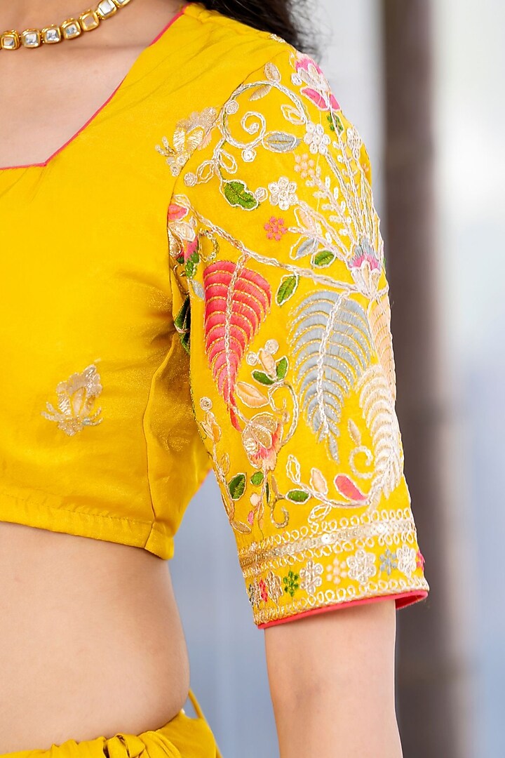 Yellow Tissue Zari & Floral Embroidered Lehenga Set by House Of Jamoti at Pernia's Pop Up Shop
