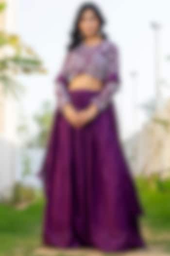 Wine Chinon & Organza Lehenga Set by House Of Jamoti at Pernia's Pop Up Shop