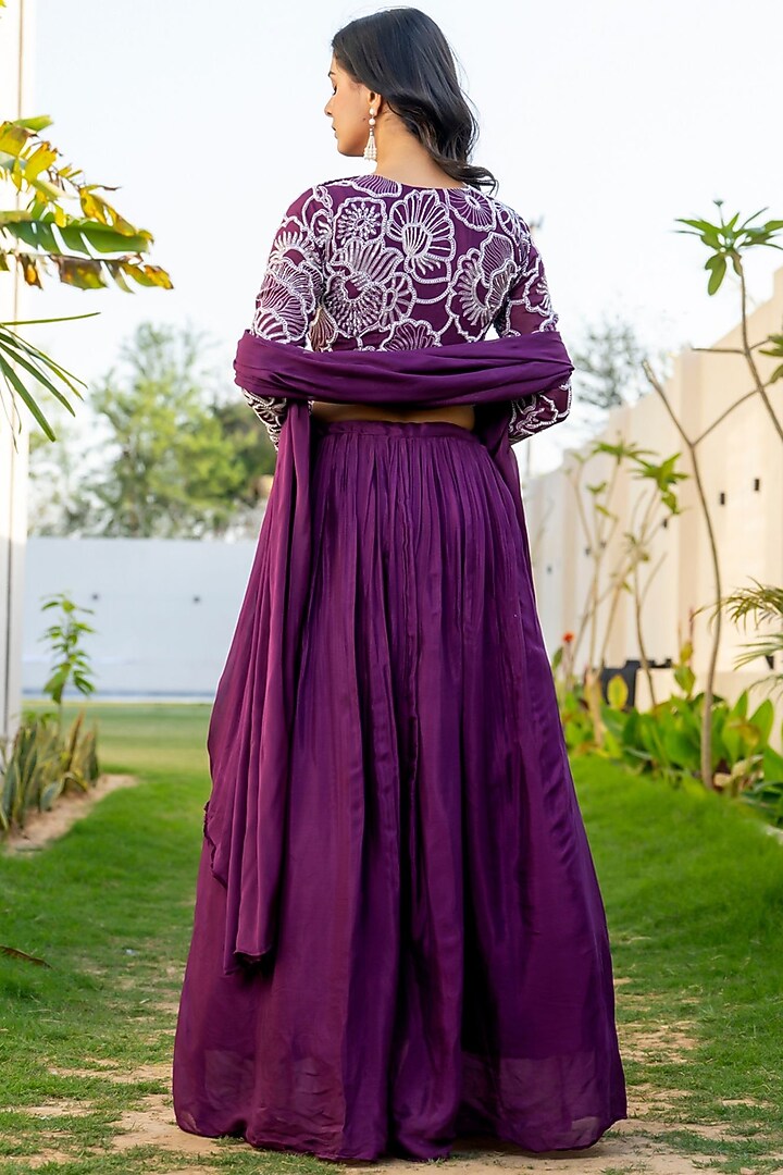 Wine Chinon & Organza Lehenga Set by House Of Jamoti at Pernia's Pop Up Shop