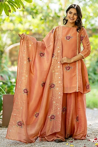 Peach Tissue Floral Machine Embroidered Kurta Set by House Of Jamoti