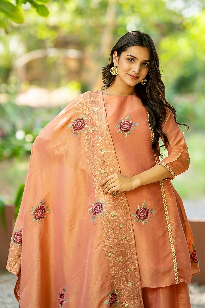 Peach Tissue Floral Machine Embroidered Kurta Set by House Of Jamoti at Pernia's Pop Up Shop