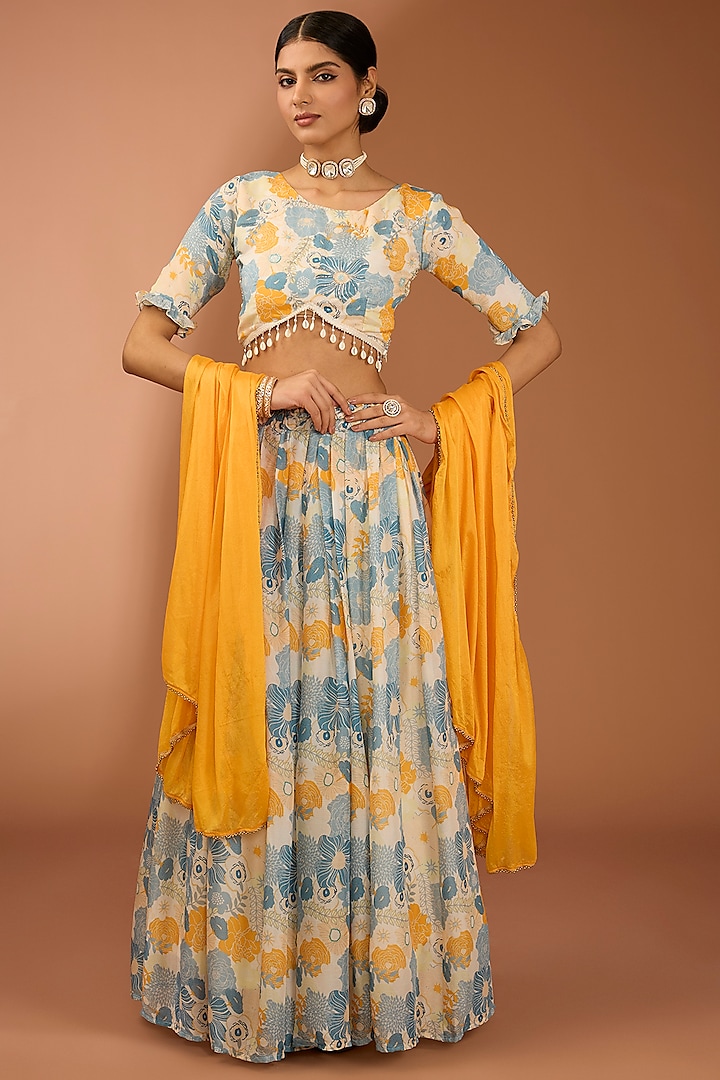 White Chinon & Organza Embellished Lehenga Set by House Of Jamoti at Pernia's Pop Up Shop