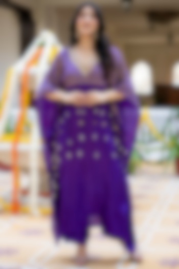 Royal Purple Upada Silk Embellished Kaftan Set by House Of Jamoti at Pernia's Pop Up Shop