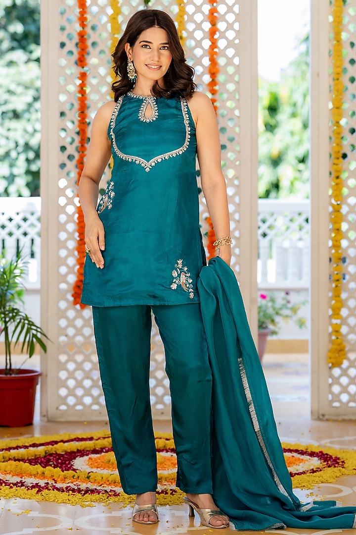 Teal Blue Upada Silk Handwork Kurta Set by House Of Jamoti at Pernia's Pop Up Shop